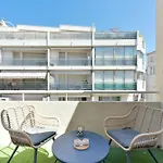 1-Br Apartment In The Heart Of Cannes